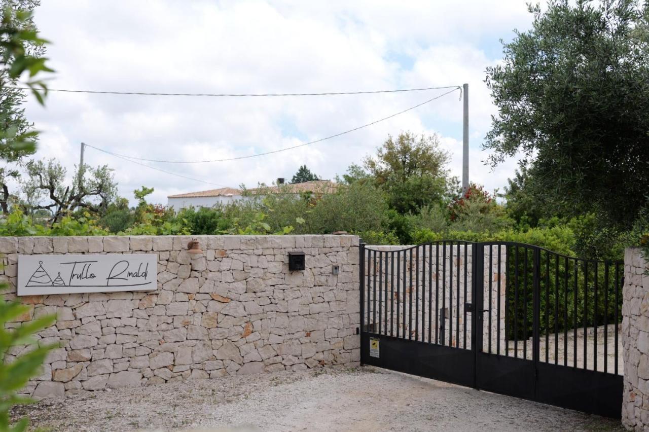 Trullo Rinaldi - Private Pool And Sauna Castellana Grotte Ngoại thất bức ảnh