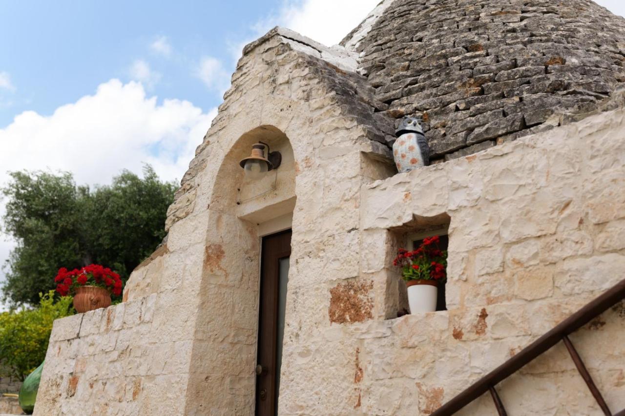 Trullo Rinaldi - Private Pool And Sauna Castellana Grotte Ngoại thất bức ảnh